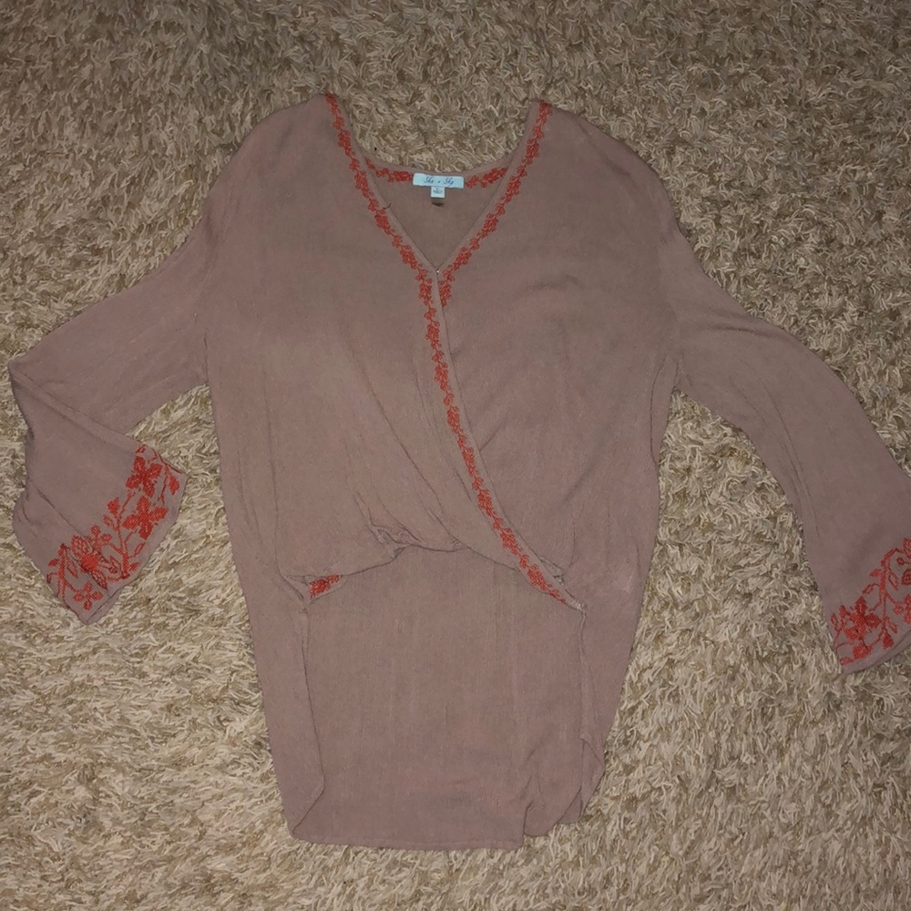 Bell sleeved shirt